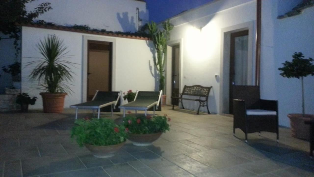 Le Corti Del Casale Bed & Breakfast Alberobello Exterior photo